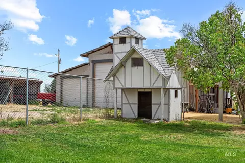 Exterior - 18338 Pride Ln, Caldwell, ID 83607 photo 9 of 12