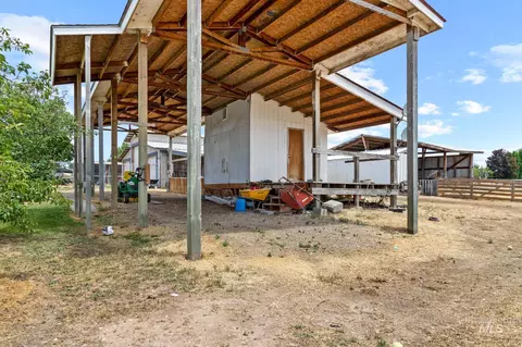 Exterior - 18338 Pride Ln, Caldwell, ID 83607 photo 8 of 12