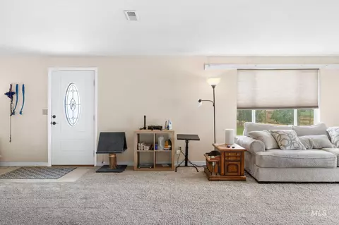 Entry Way - 18338 Pride Ln, Caldwell, ID 83607 photo 1 of 5