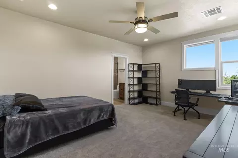 Bedroom - 6810 N Winward Ave, Eagle, ID 83616 photo 5 of 7