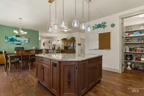 Kitchen - 6810 N Winward Ave, Eagle, ID 83616 photo 2 of 3