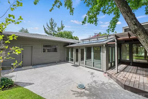 Exterior - 2333 Table Rock Rd, Boise, ID 83712 photo 9 of 11