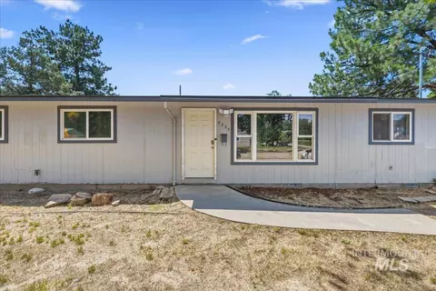 2203 S Colorado Ave, Boise, ID 83706