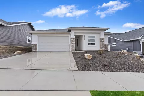 6628 N Good Dr, Eagle, ID 83629