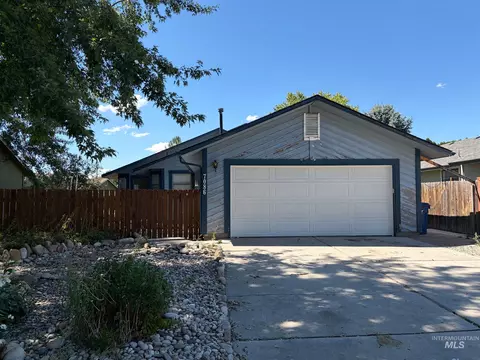7086 W Belhaven Dr, Boise, ID 83714