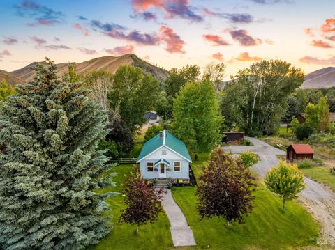 111 N Aspen Dr, Hailey, ID 83333