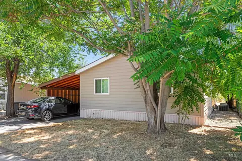 5707 E Mineral Dr, Boise, ID 83716