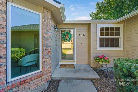 706 N Harvey Ln, Eagle, ID 83616 photo 37