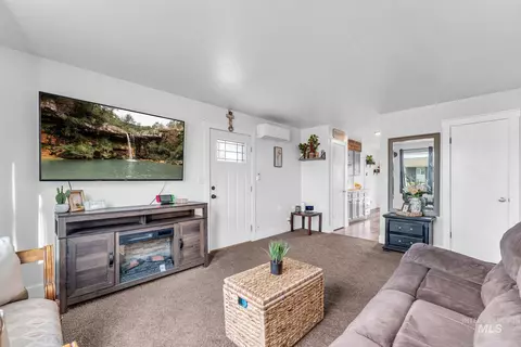 755 E 20th Ave, Jerome, ID 83338 photo 8