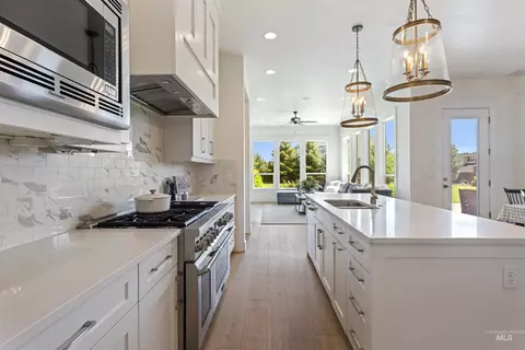 Kitchen - 4153 W Sugarberry St, Eagle, ID 83616 photo 2 of 2