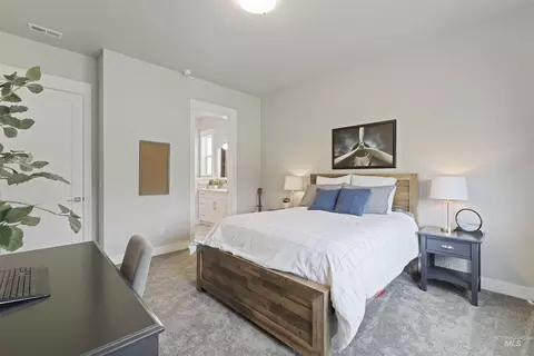 Bedroom - 4153 W Sugarberry St, Eagle, ID 83616 photo 2 of 4