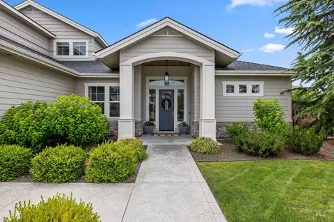 Exterior - 4153 W Sugarberry St, Eagle, ID 83616 photo 3 of 9