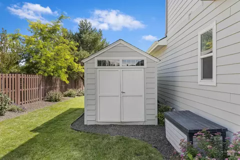 Exterior - 4153 W Sugarberry St, Eagle, ID 83616 photo 7 of 9