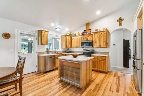 210 S Lancaster Dr, Nampa, ID 83686