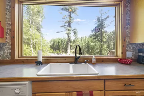 224 E Hoalst, Pine, ID 83647 photo 10