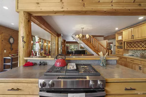 224 E Hoalst, Pine, ID 83647 photo 11