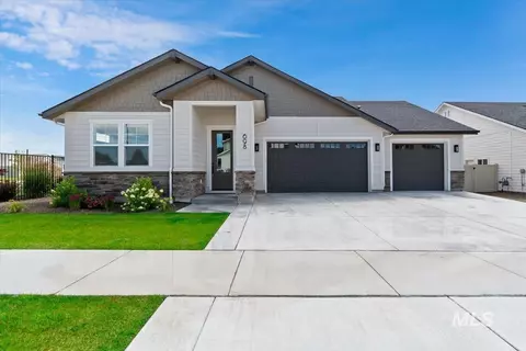 698 N Morning Glory Ave, Eagle, ID 83616