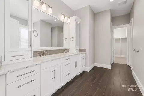 Bath - 6070 W Piaffe Ct, Eagle, ID 83616 photo 5 of 9