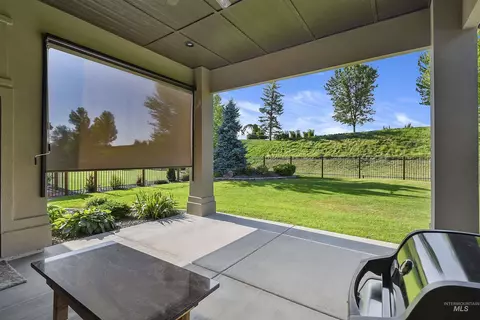 Exterior - 6070 W Piaffe Ct, Eagle, ID 83616 photo 3 of 9