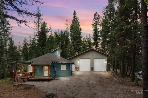 9785 Edna Pl, Cascade, ID 83611 photo 1