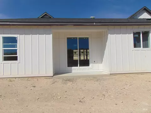 Exterior - 1164 Smith Dr, Vale, OR 97918 photo 3 of 5