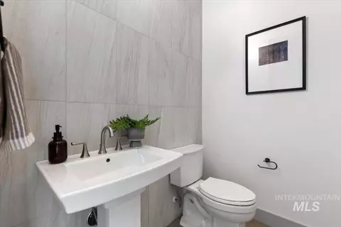 Bath - 6360 W Largo Dr #FREMONT - IN DESIGN FOR INTE, Eagle, ID 83616 photo 1 of 5