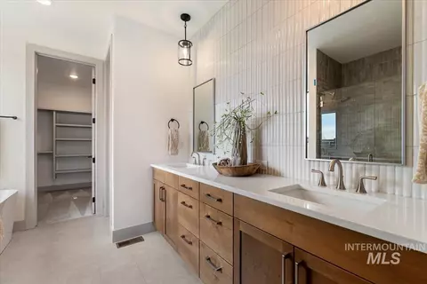 Bath - 6360 W Largo Dr #FREMONT - IN DESIGN FOR INTE, Eagle, ID 83616 photo 5 of 5