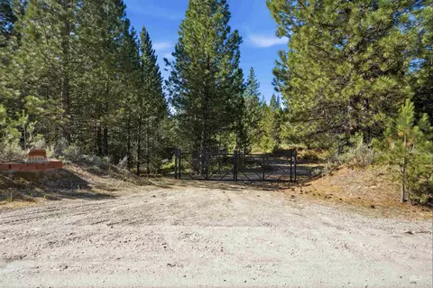 15 Coit Dr, Cascade, ID 83611 photo 4