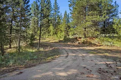 15 Coit Dr, Cascade, ID 83611 photo 6