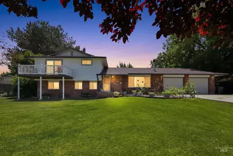 15095 David St, Caldwell, ID 83607
