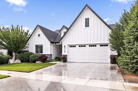 3327 E Murchison St, Meridian, ID 83642