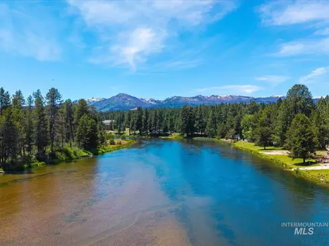 1451 S Main St, Cascade, ID 83611 photo 7