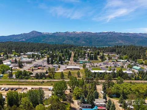 1451 S Main St, Cascade, ID 83611 photo 10