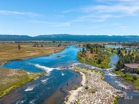 1451 S Main St, Cascade, ID 83611 photo 13