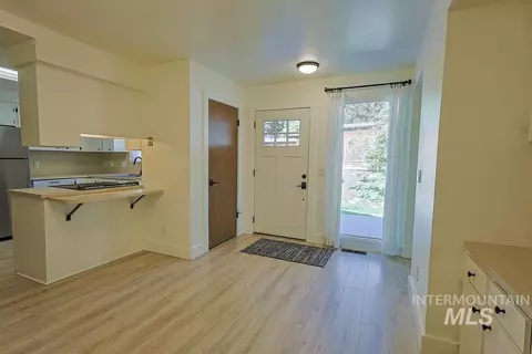Entry Way - 640 Morrison St, Twin Falls, ID 83301 photo 1 of 1