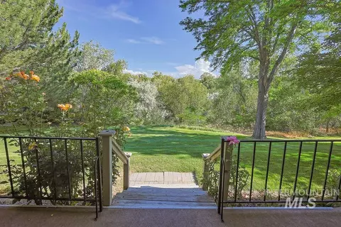 Exterior - 640 Morrison St, Twin Falls, ID 83301 photo 8 of 15