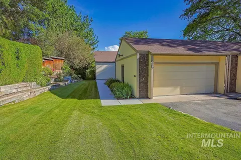Exterior - 640 Morrison St, Twin Falls, ID 83301 photo 3 of 15