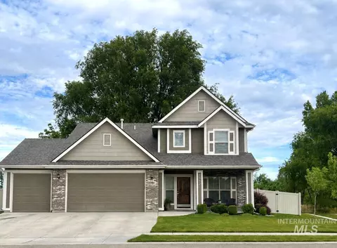 1082 N Powder River Dr, Middleton, ID 83644