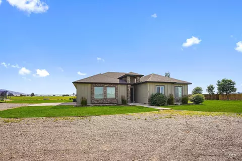 Exterior - 69 S 200 E, Rupert, ID 83350 photo 7 of 11