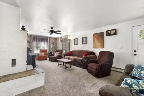 2071 N Pine Featherville Rd, Pine, ID 83647 photo 4