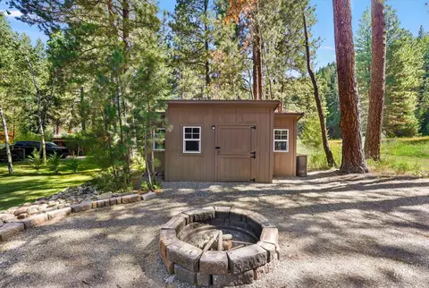 2071 N Pine Featherville Rd, Pine, ID 83647 photo 17