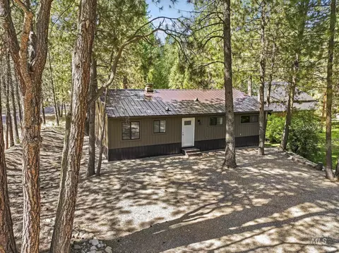 2071 N Pine Featherville Rd, Pine, ID 83647 photo 31