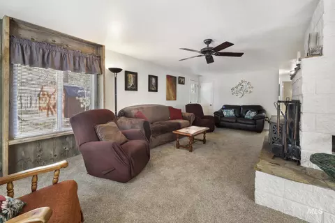 2071 N Pine Featherville Rd, Pine, ID 83647 photo 7
