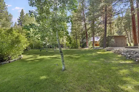 2071 N Pine Featherville Rd, Pine, ID 83647 photo 19