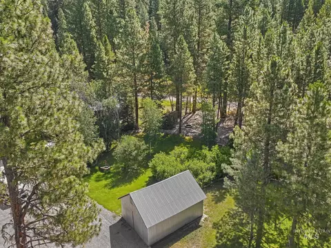 2071 N Pine Featherville Rd, Pine, ID 83647 photo 23