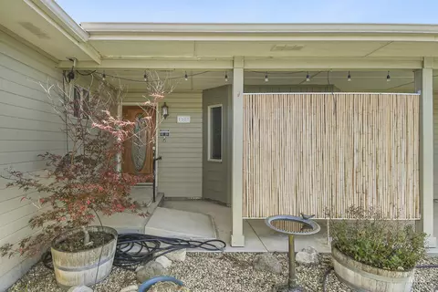Exterior - 1108 E Ustick Rd, Caldwell, ID 83607 photo 4 of 11