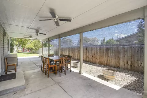 Exterior - 1108 E Ustick Rd, Caldwell, ID 83607 photo 7 of 11