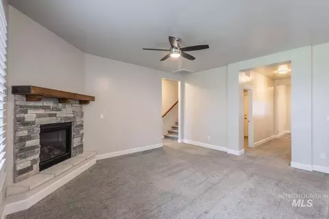 Living - 1023 N Chastain Ln, Eagle, ID 83616 photo 4 of 7