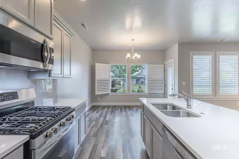 Kitchen - 1023 N Chastain Ln, Eagle, ID 83616 photo 1 of 7