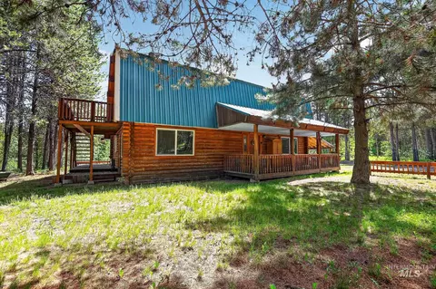 Exterior - 42 Red Fox Ct, Cascade, ID 83611 photo 5 of 7